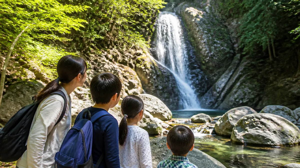 宮の滝を子連れで訪ねる段取り｜日曜は路線バス1往復だけ、資料館200円と岩場の注意点のアイキャッチ画像